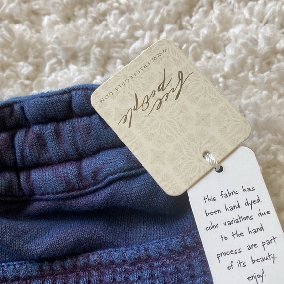 Free People NWT cotton blue shorts - Picture 3 of 5
